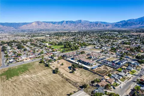 View/Area - 831 W Lugonia, Redlands, CA 92374 photo 9 of 20