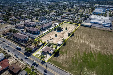 831 W Lugonia, Redlands, CA 92374