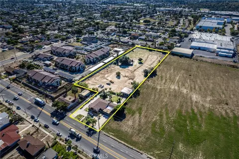 Other - 831 W Lugonia, Redlands, CA 92374 photo 1 of 50