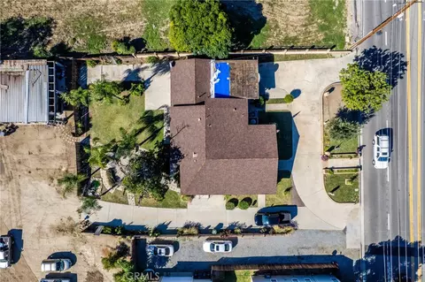 View/Area - 831 W Lugonia, Redlands, CA 92374 photo 4 of 20