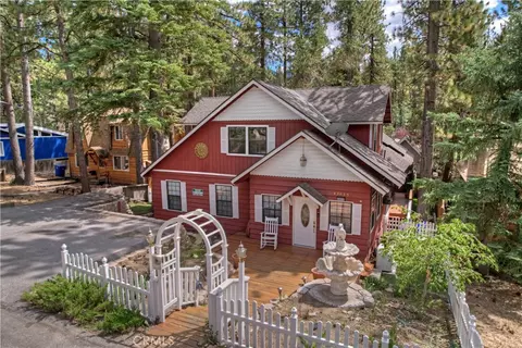 43035 Encino Rd, Big Bear Lake, CA 92315