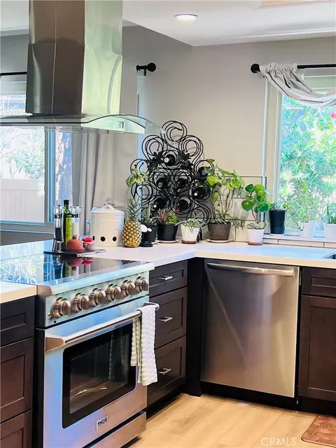 Kitchen - 31241 Old River Rd, Bonsall, CA 92003 photo 2 of 5