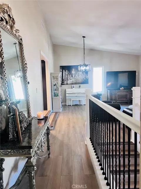 Entry Way - 31241 Old River Rd, Bonsall, CA 92003 photo 4 of 9