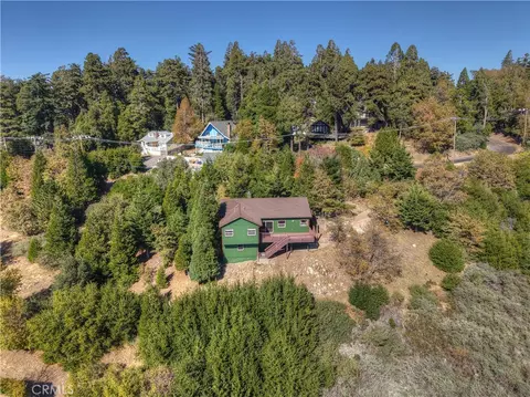 View/Area - 23903 Skyland Dr, Crestline, CA 92325 photo 4 of 5