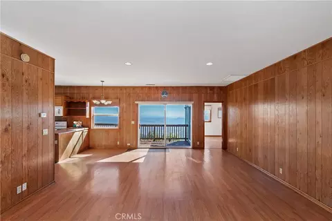 Living - 23903 Skyland Dr, Crestline, CA 92325 photo 2 of 4