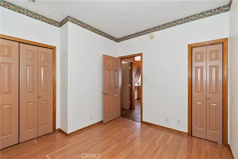 Bedroom - 23903 Skyland Dr, Crestline, CA 92325 photo 2 of 10