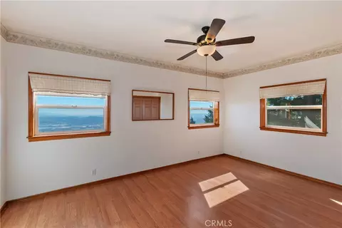 Bedroom - 23903 Skyland Dr, Crestline, CA 92325 photo 3 of 10