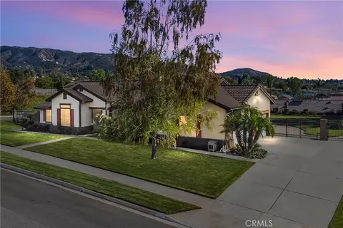35377 Shade Tree Rd, Yucaipa, CA 92399