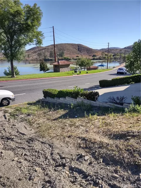 22283 Vacation, Canyon Lake, CA 92587