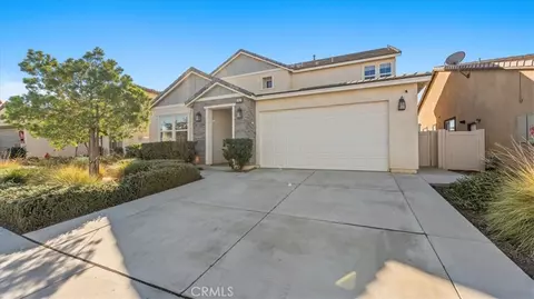 1417 Galaxy Dr, Beaumont, CA 92223