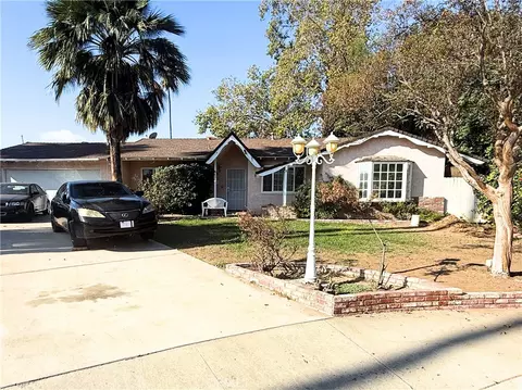 3666 Ada Ct, Riverside, CA 92505