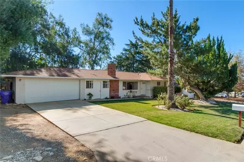 11775 Auburn Ave, Yucaipa, CA 92399