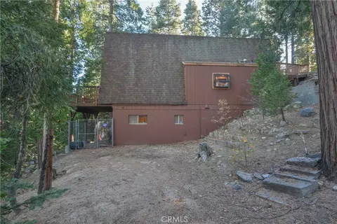 453 Oriole Dr, Twin Peaks, CA 92391 photo 25