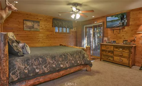 453 Oriole Dr, Twin Peaks, CA 92391 photo 18
