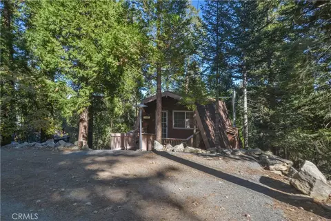 453 Oriole Dr, Twin Peaks, CA 92391 photo 24