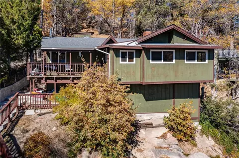33070 Hilltop Blvd, Arrowbear, CA 92382