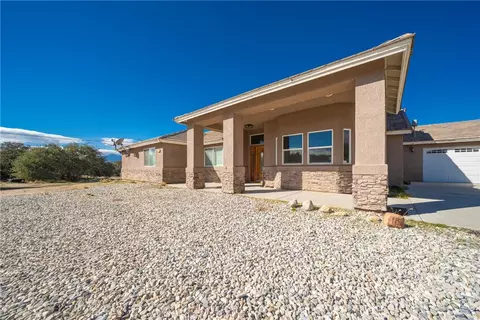 5378 Bellflower St, Oak Hills, CA 92344