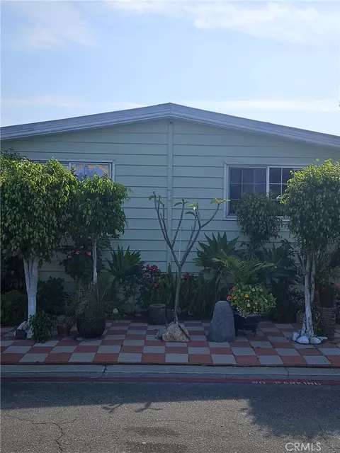 17400 Valley #74, Fontana, CA 92335
