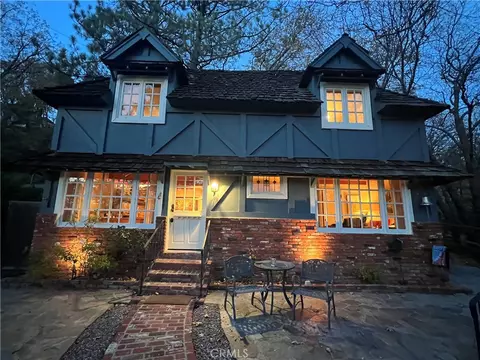 28972 N Shore Rd, Lake Arrowhead, CA 92352