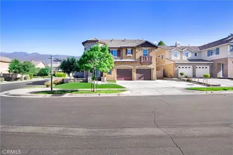 15562 Sicily Ln, Fontana, CA 92336