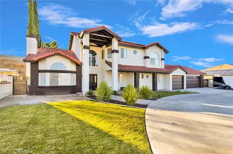 13650 Hidden Valley Rd, Victorville, CA 92395