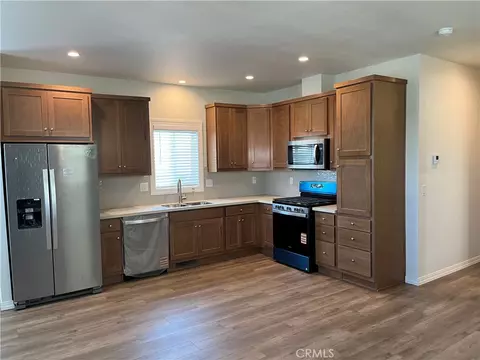 301 E Foothill Blvd #59, Pomona, CA 91767