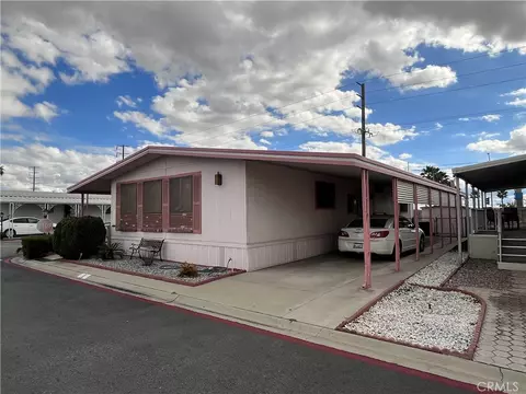 200 W San Bernardino Ave #1, Rialto, CA 92376