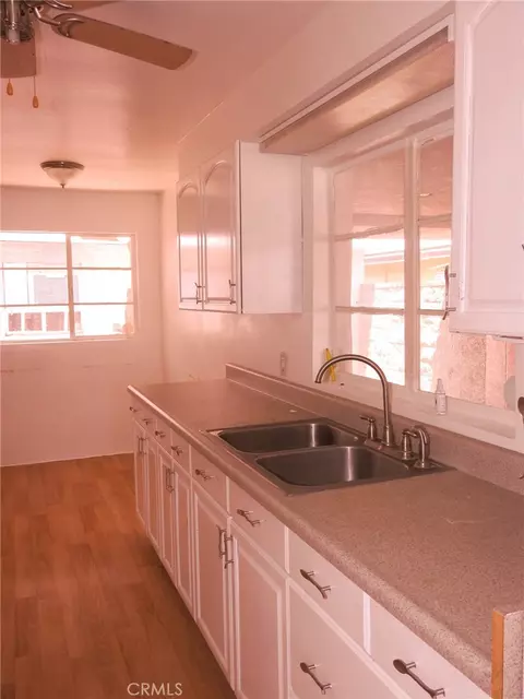 Kitchen - 102 Erin Dr, Needles, CA 92363 photo 4 of 5
