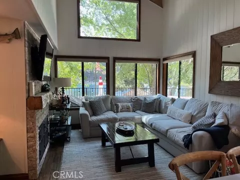 27821 Peninsula Dr #414, Lake Arrowhead, CA 92352