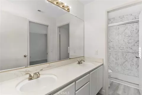 Bath - 2584 Gunnison, Colton, CA 92324 photo 2 of 3