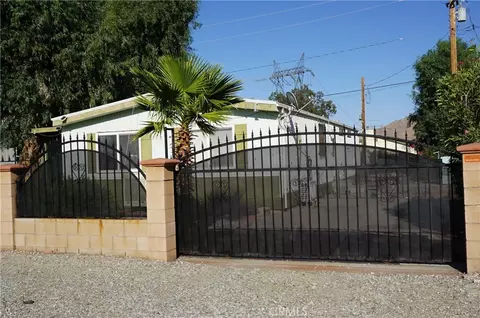 15246 Plum St, Cabazon, CA 92230 photo 8