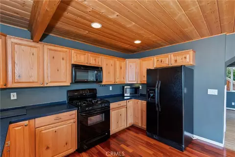 Kitchen - 25515 True, Twin Peaks, CA 92391 photo 2 of 2