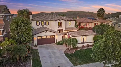 8940 Gentle Wind Dr, Corona, CA 92883