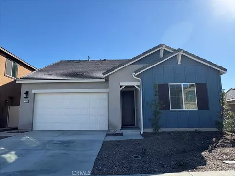 3809 Leafgreen Rd, Corona, CA 92883