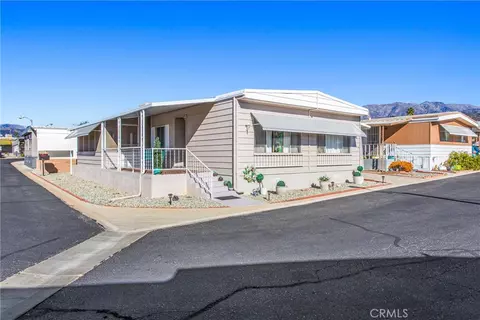 12700 2nd St #46, Yucaipa, CA 92399