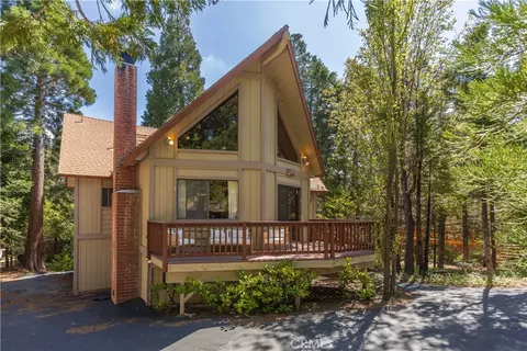 27207 Bernina Dr, Lake Arrowhead, CA 92352