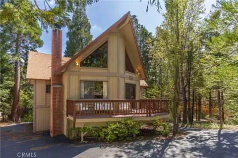 27207 Bernina Dr, Lake Arrowhead, CA 92352
