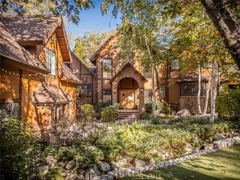 951 Osprey, Lake Arrowhead, CA 92352
