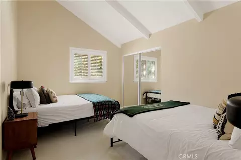 Bedroom - 951 Osprey, Lake Arrowhead, CA 92352 photo 5 of 8