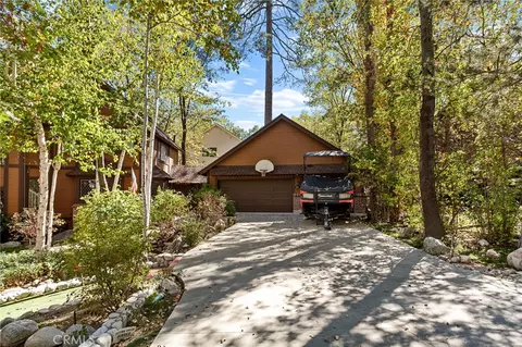 Exterior - 951 Osprey, Lake Arrowhead, CA 92352 photo 6 of 12
