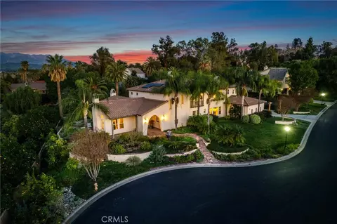 571 Wooden Bridge Ln, Redlands, CA 92373