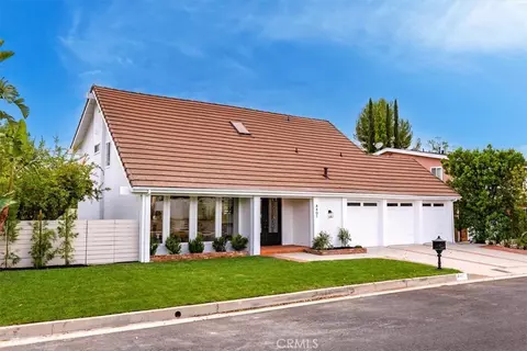 4401 Cezanne Ave, Woodland Hills, CA 91364