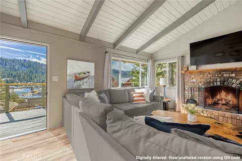 39054 Bayview Ln, Big Bear Lake, CA 92315