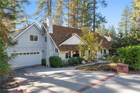 27685 High Knoll Rd, Lake Arrowhead, CA 92352