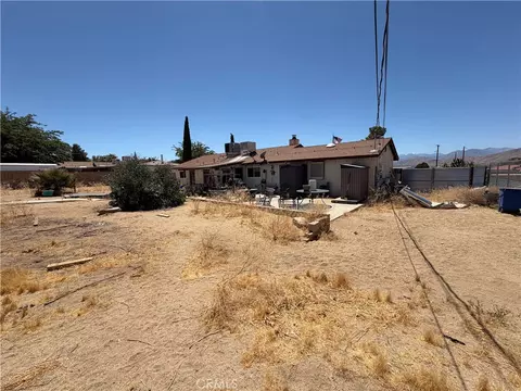 Exterior - 7009 Hanford Ave, Yucca Valley, CA 92284 photo 2 of 3