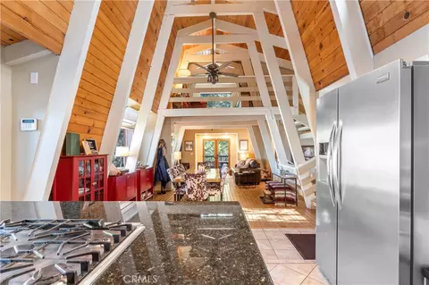 664 Circle, Lake Arrowhead, CA 92352