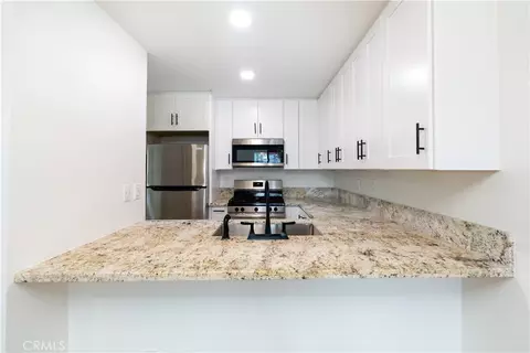 450 4th St #237, Santa Ana, CA 92701