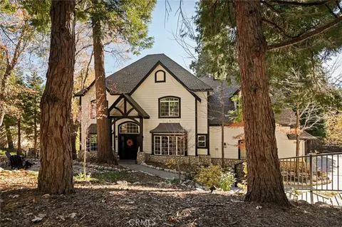 Exterior - 267 Pheasant Run, Lake Arrowhead, CA 92352 photo 1 of 9