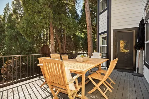 Exterior - 267 Pheasant Run, Lake Arrowhead, CA 92352 photo 3 of 9