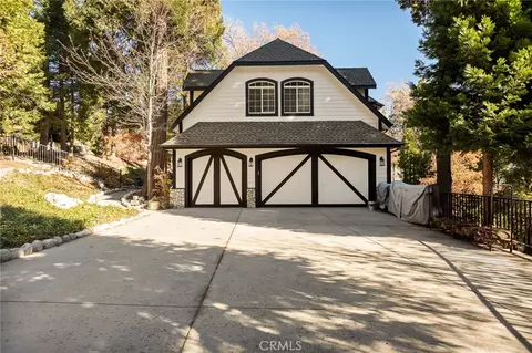 Exterior - 267 Pheasant Run, Lake Arrowhead, CA 92352 photo 7 of 9
